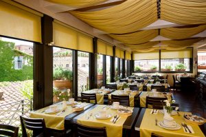Hotel Trevi